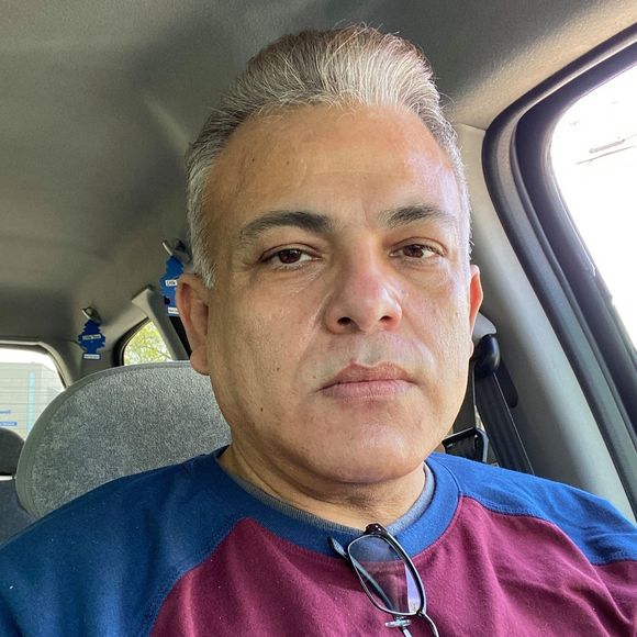 Poshmark profile picture for @businessman